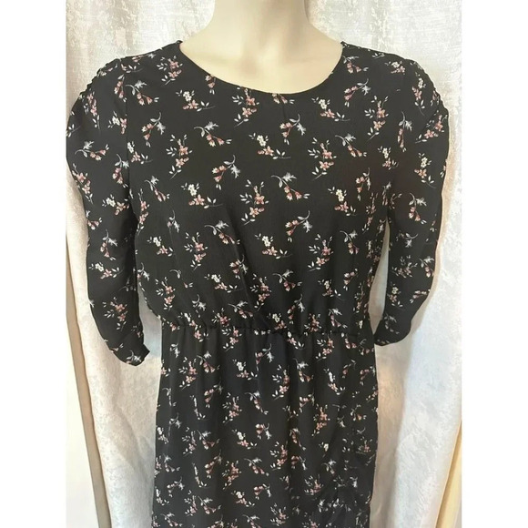 Midi Length Dress With Sleeves size Medium Maurices #0251 - Picture 1 of 8